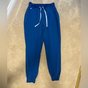 FIGS Zamora Jogger Scrub Pants. Small Petite, Royal Blue.
